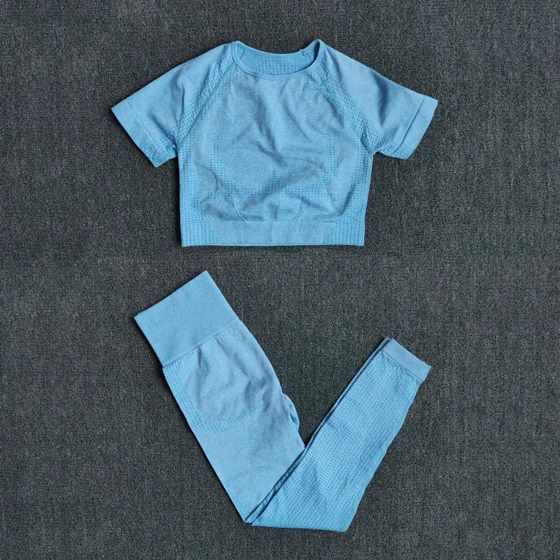 The Elevate 5-in-1 Seamless Sportswear System