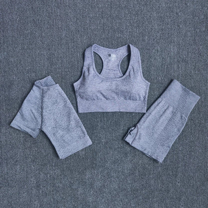 The Elevate 5-in-1 Seamless Sportswear System