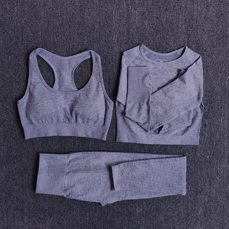The Elevate 5-in-1 Seamless Sportswear System